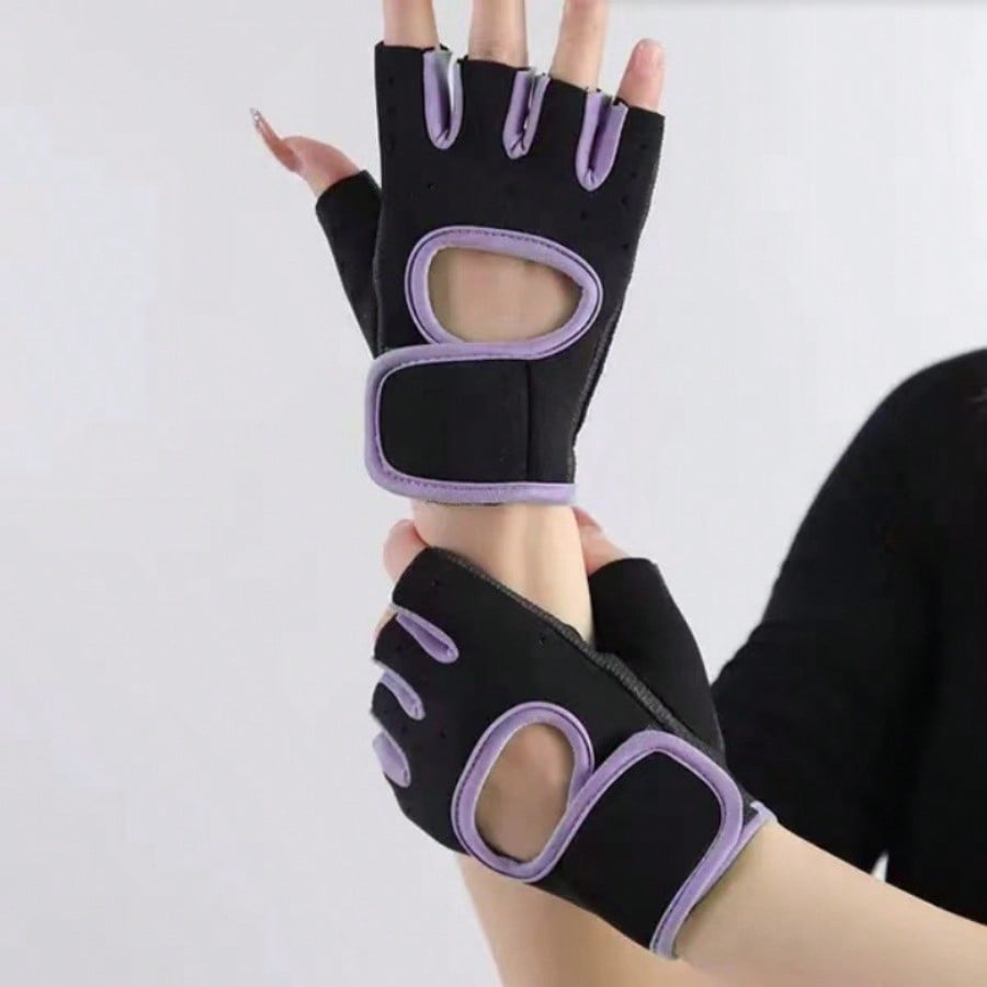 男女兼用、通気性の良いスポーツグローブ1組。バスケットボール - Weightlifting Gloves のレビューと価格